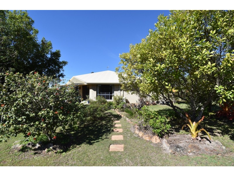 16 Golden Hind Avenue, Cooloola Cove QLD 4580