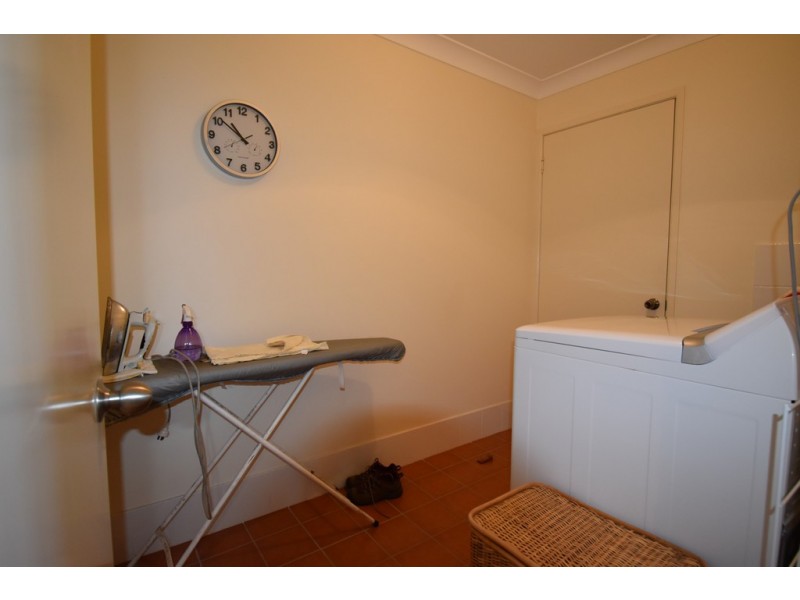 16 Golden Hind Avenue, Cooloola Cove QLD 4580