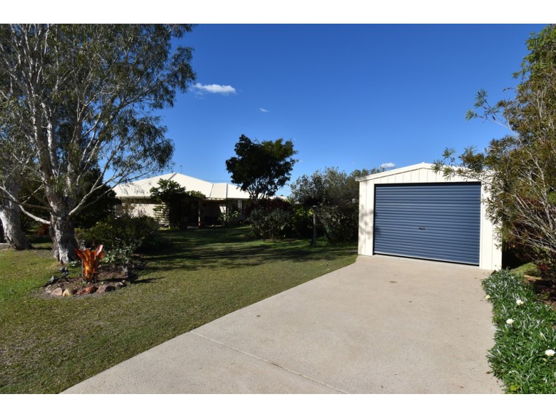 16 Golden Hind Avenue, Cooloola Cove QLD 4580