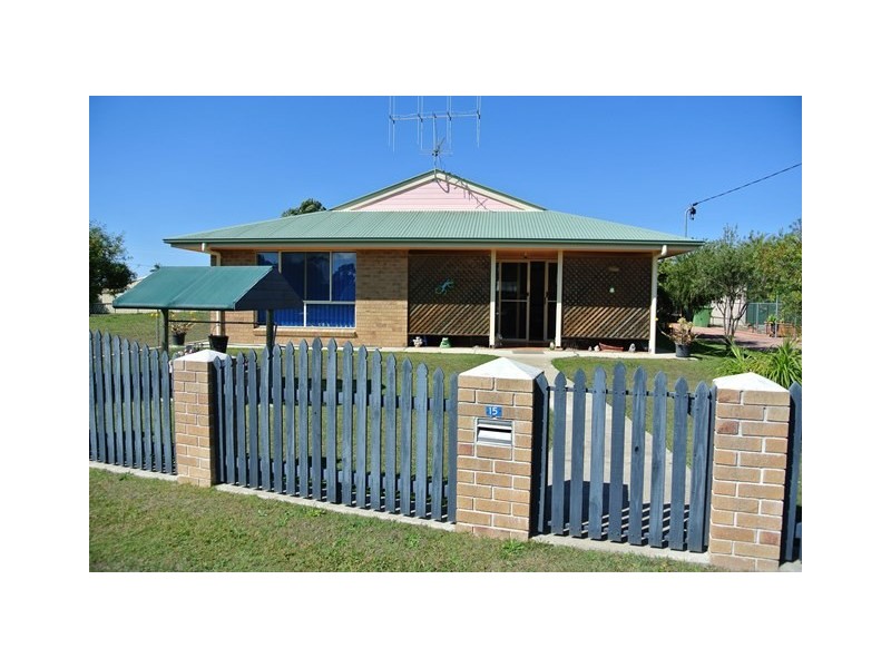 15 Regent Court, Cooloola Cove QLD 4580