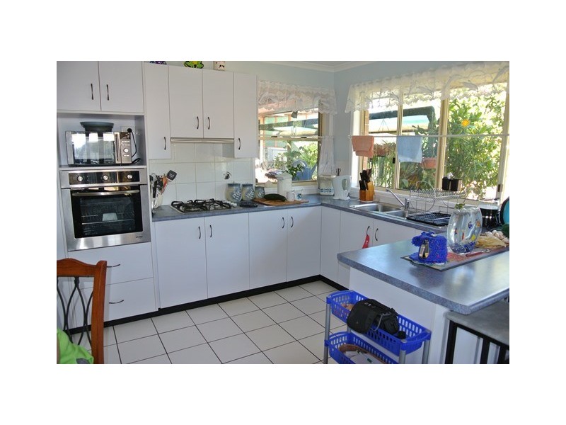 15 Regent Court, Cooloola Cove QLD 4580