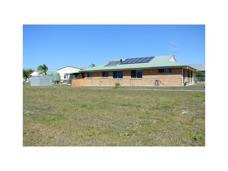 15 Regent Court, Cooloola Cove QLD 4580