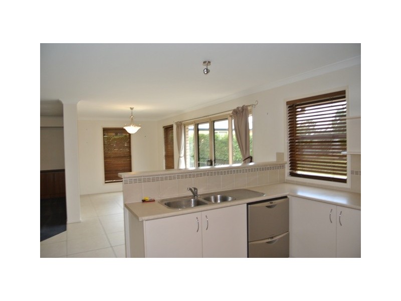 24 Kanimbla Avenue, Cooloola Cove QLD 4580