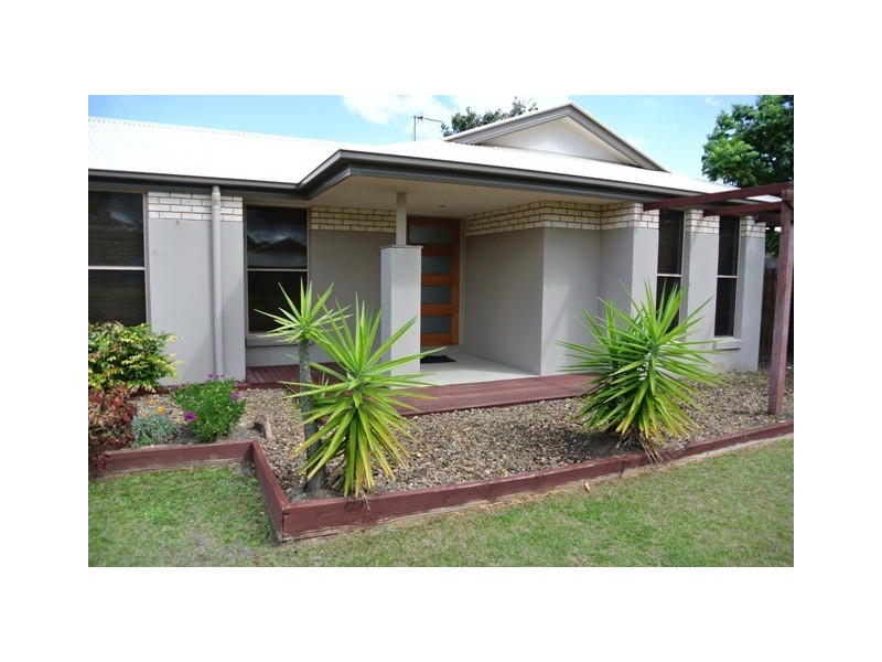 24 Kanimbla Avenue, Cooloola Cove QLD 4580