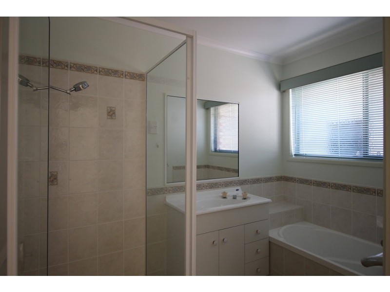 12 Sarawak Court, Tin Can Bay QLD 4580