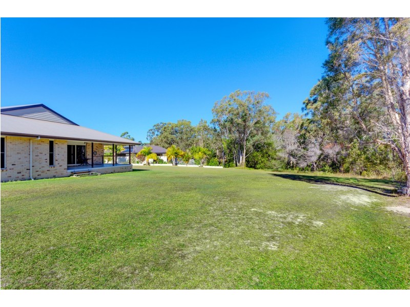 6 Sirius Court, Cooloola Cove QLD 4580