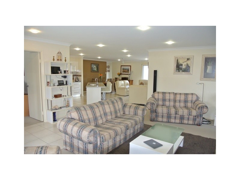 4 Habitat Circuit, Cooloola Cove QLD 4580