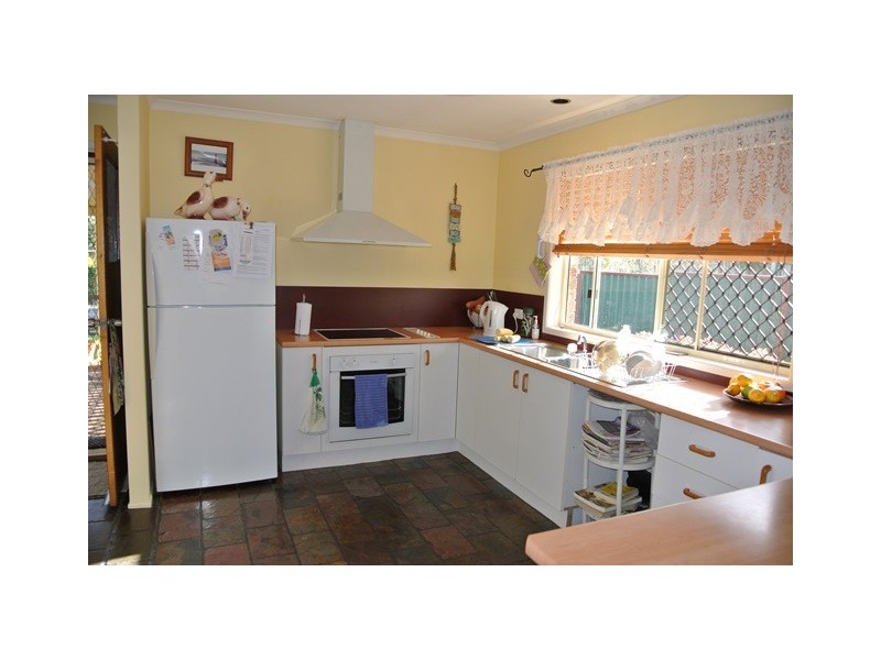 8 Turrum Street, Tin Can Bay QLD 4580