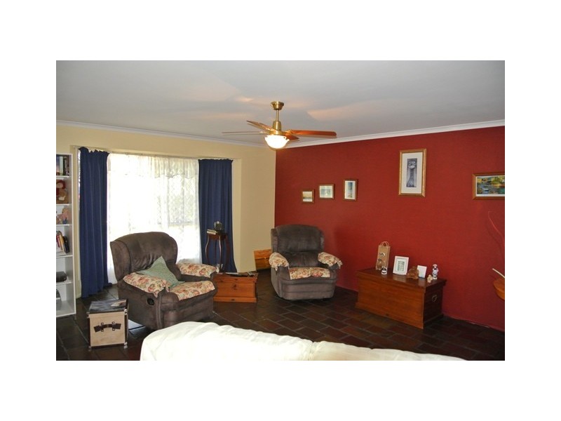 8 Turrum Street, Tin Can Bay QLD 4580