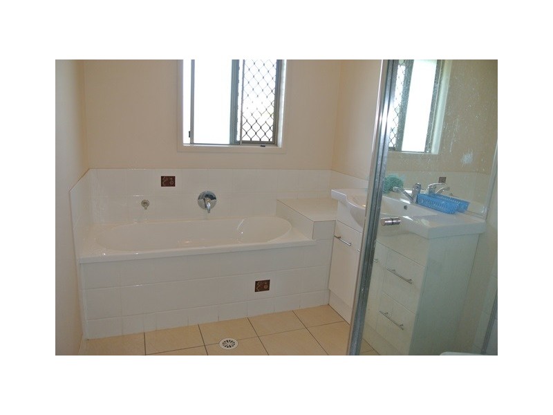 5 Ajax Court, Cooloola Cove QLD 4580