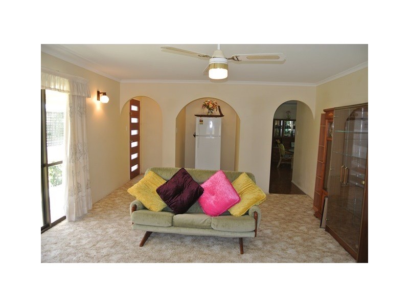 11 Salmon Street, Tin Can Bay QLD 4580