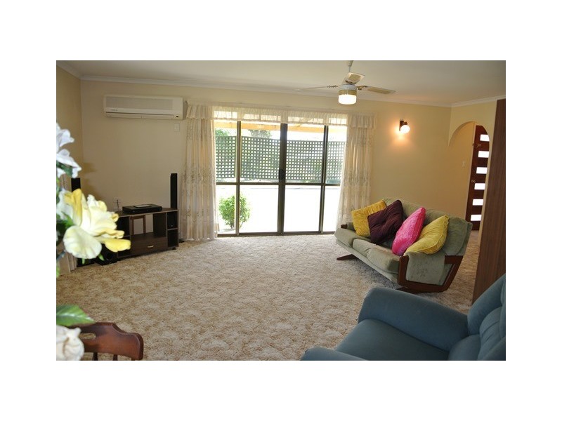 11 Salmon Street, Tin Can Bay QLD 4580