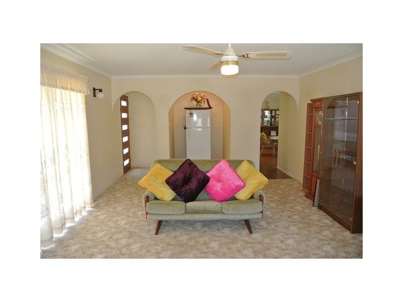 11 Salmon Street, Tin Can Bay QLD 4580