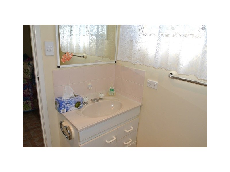 11 Salmon Street, Tin Can Bay QLD 4580