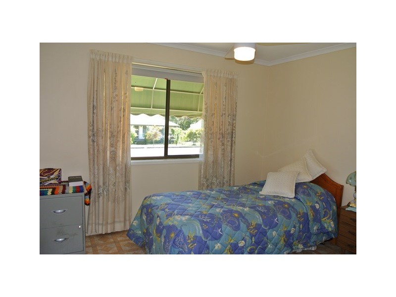 11 Salmon Street, Tin Can Bay QLD 4580