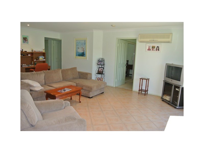 73 Marco Polo Drive, Cooloola Cove QLD 4580