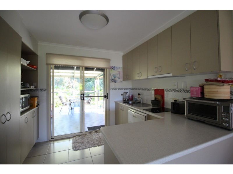 6 Pandora Court, Cooloola Cove QLD 4580