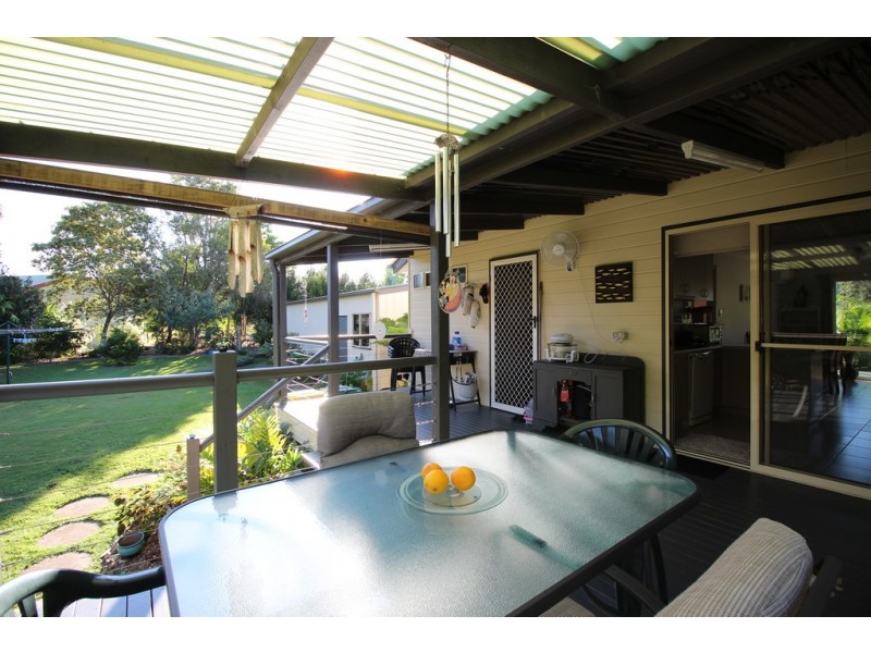 6 Pandora Court, Cooloola Cove QLD 4580