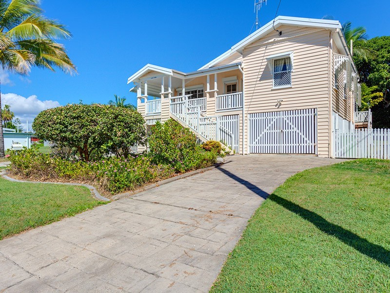 7 Oyster Parade, Tin Can Bay QLD 4580