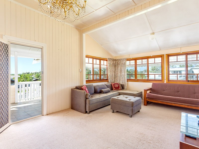 7 Oyster Parade, Tin Can Bay QLD 4580