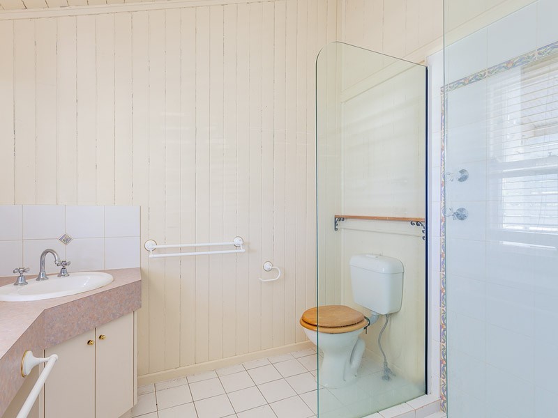 7 Oyster Parade, Tin Can Bay QLD 4580