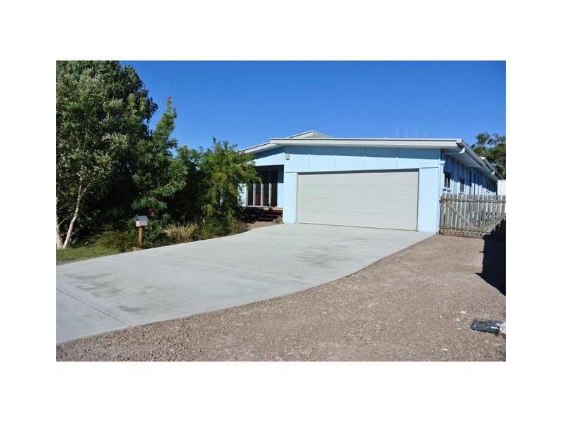 51 Summer Way, Tin Can Bay QLD 4580