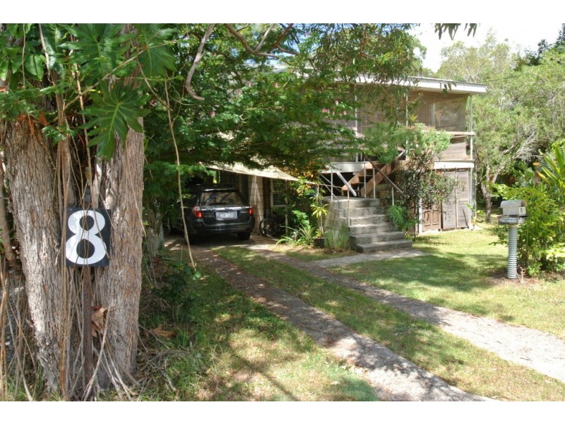 8 Squire Street, Tin Can Bay QLD 4580