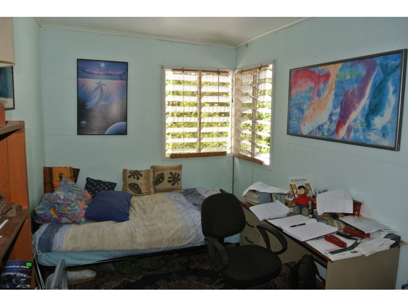 8 Squire Street, Tin Can Bay QLD 4580
