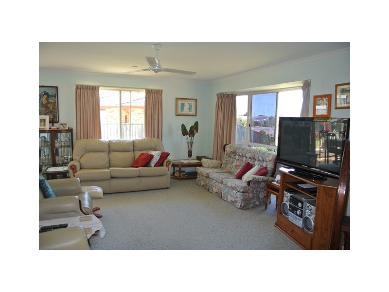 17 Acacia Crescent, Tin Can Bay QLD 4580