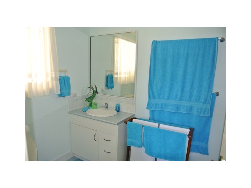 17 Acacia Crescent, Tin Can Bay QLD 4580