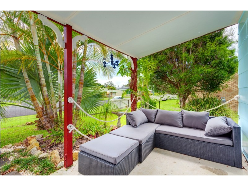 42 Ark Royal Drive, Cooloola Cove QLD 4580