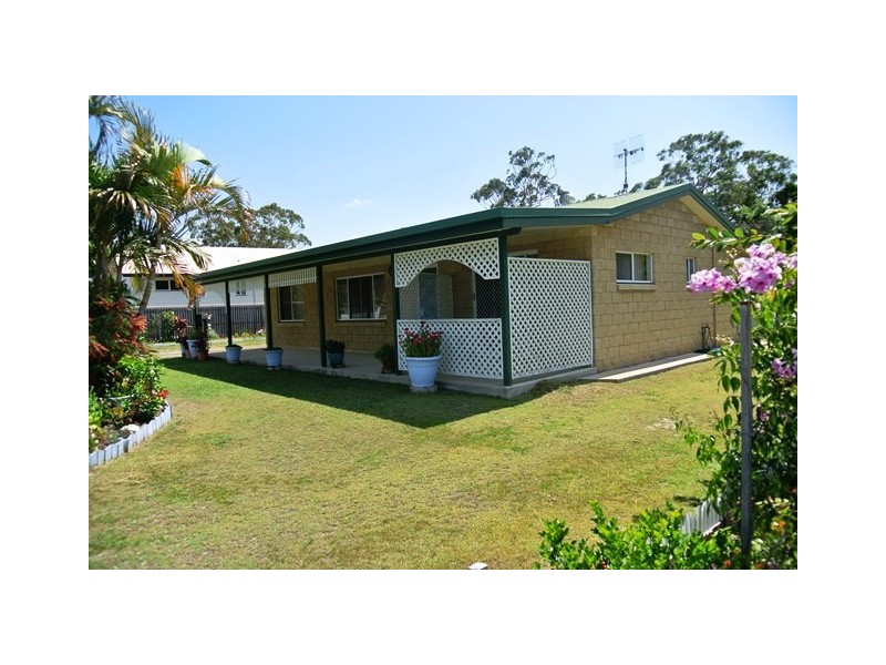 180 Queen Elizabeth Drive, Cooloola Cove QLD 4580