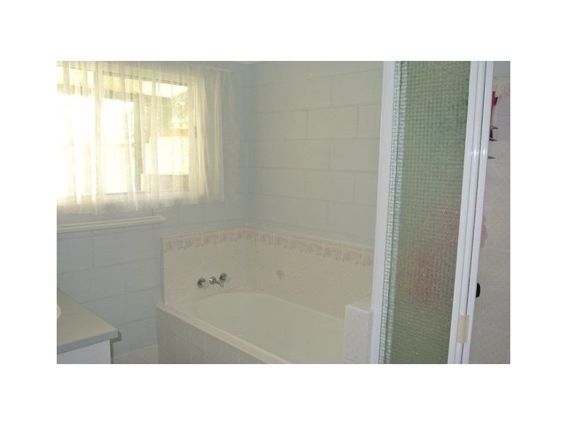 180 Queen Elizabeth Drive, Cooloola Cove QLD 4580