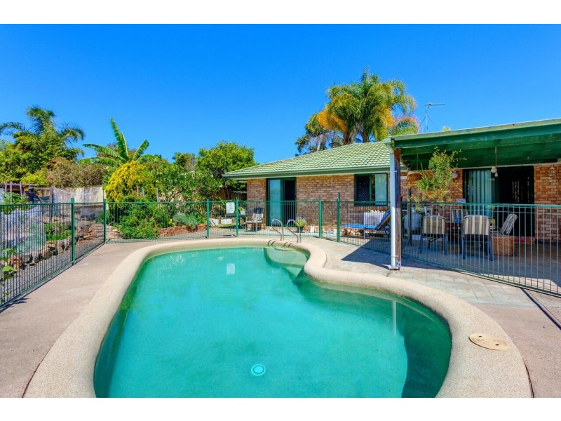 9 Regent Court, Cooloola Cove QLD 4580