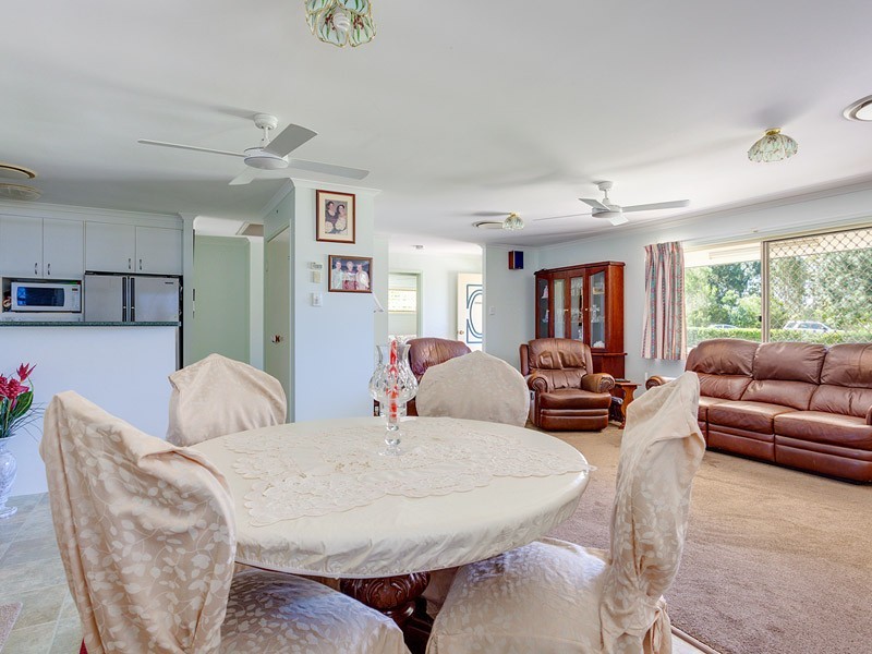 38 Mauretania Avenue, Cooloola Cove QLD 4580
