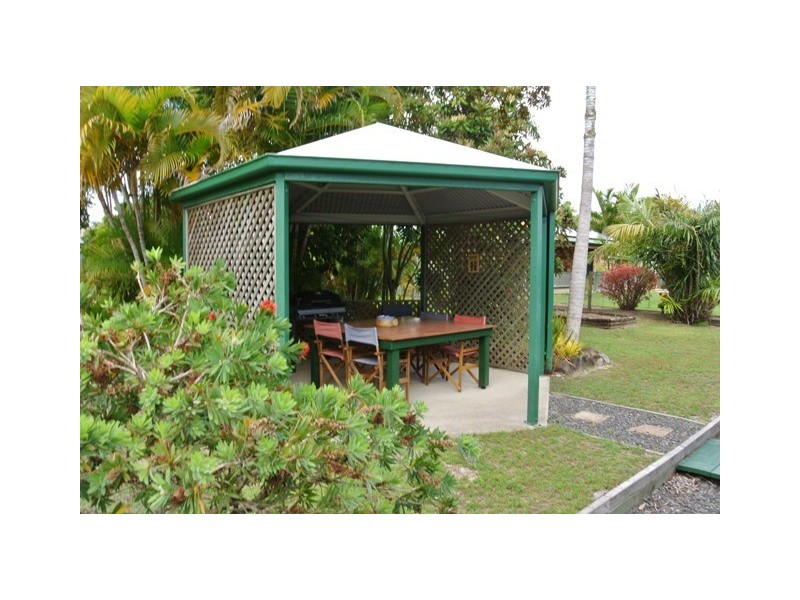 19 Golden Hind Avenue, Cooloola Cove QLD 4580