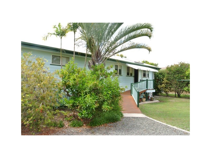 19 Golden Hind Avenue, Cooloola Cove QLD 4580