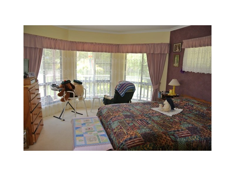 11 Mayflower Court, Cooloola Cove QLD 4580