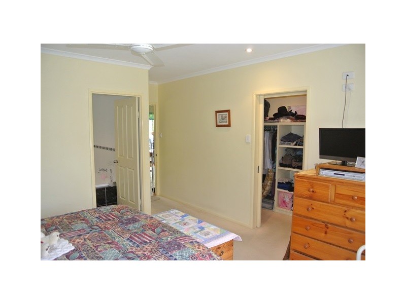11 Mayflower Court, Cooloola Cove QLD 4580