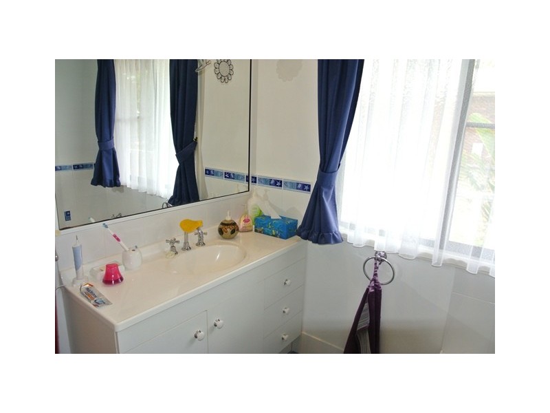 11 Mayflower Court, Cooloola Cove QLD 4580