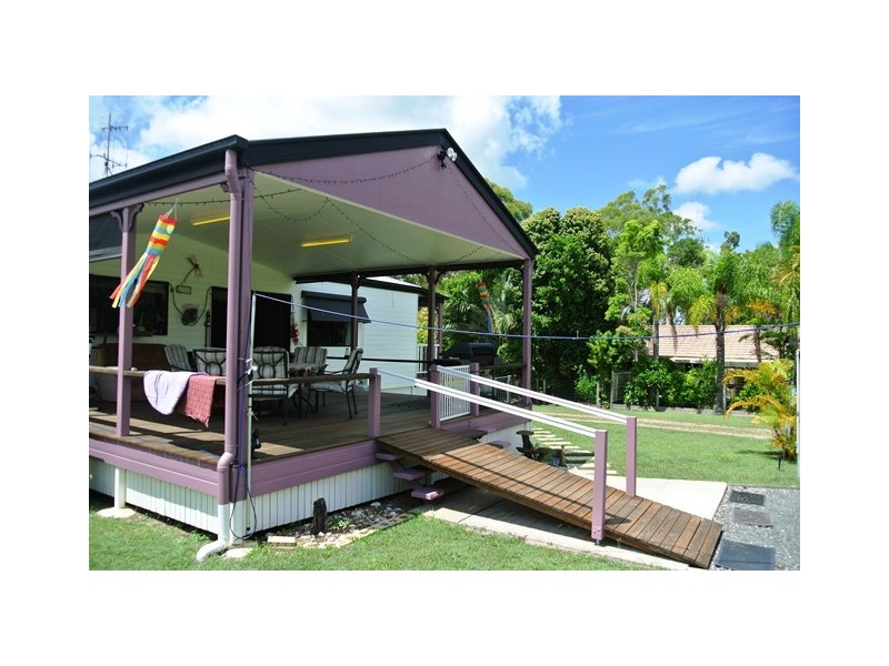 11 Mayflower Court, Cooloola Cove QLD 4580