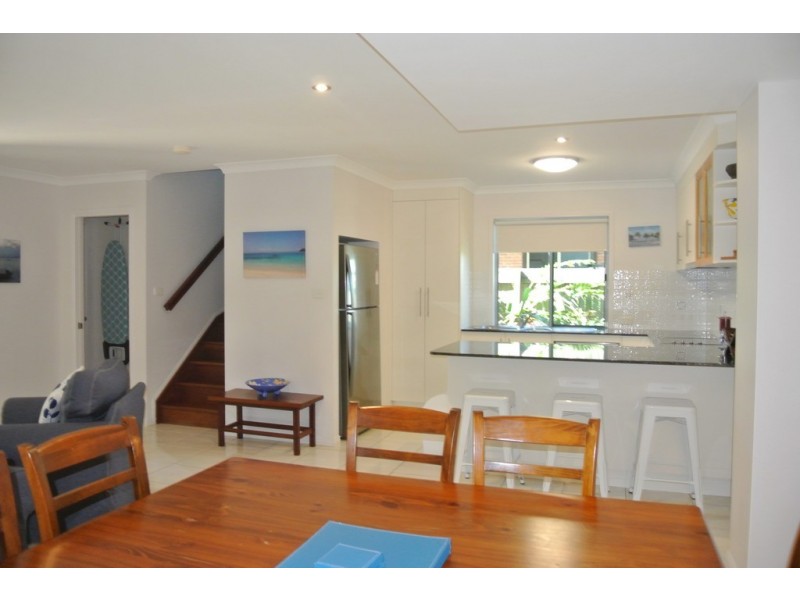 2/26 Esplanade, Tin Can Bay QLD 4580