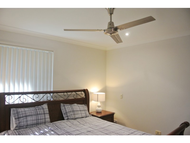 2/26 Esplanade, Tin Can Bay QLD 4580