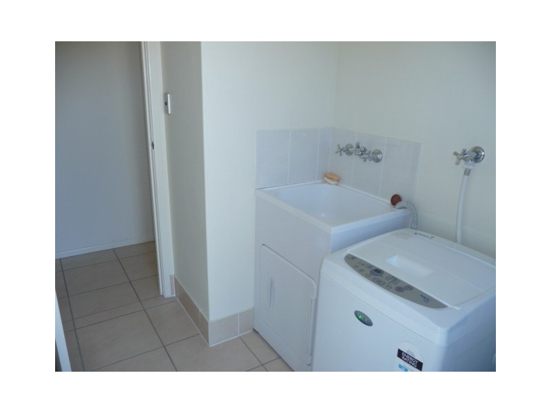 100 Investigator Avenue, Cooloola Cove QLD 4580