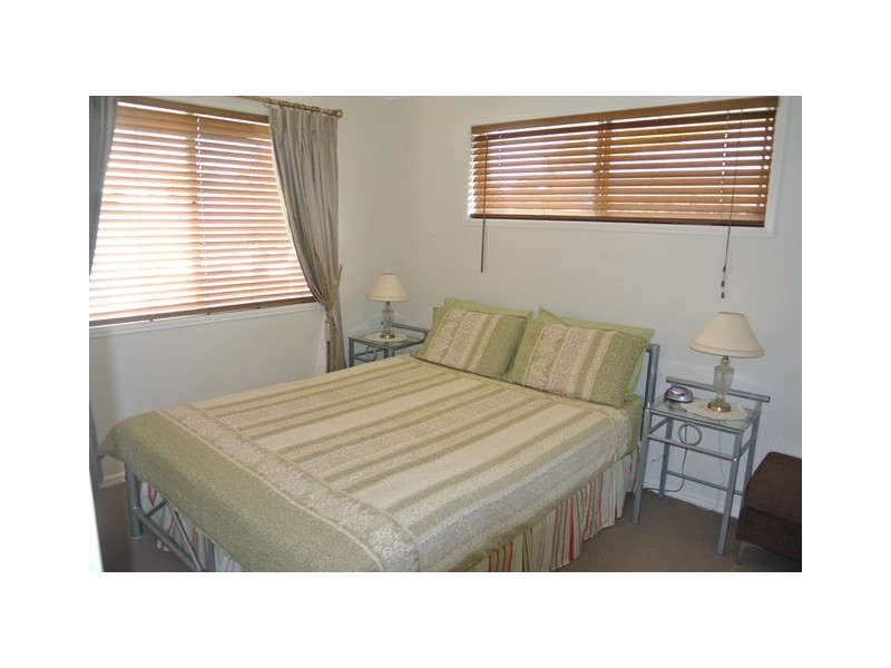 90 Fyshburn Drive, Cooloola Cove QLD 4580