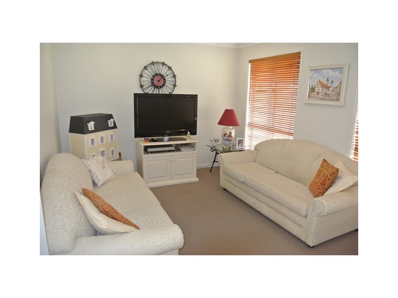 90 Fyshburn Drive, Cooloola Cove QLD 4580