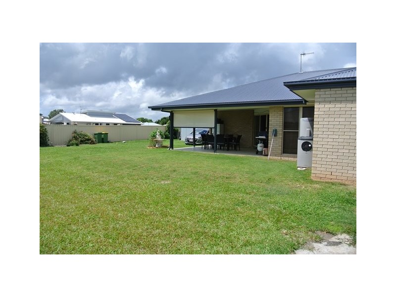 90 Fyshburn Drive, Cooloola Cove QLD 4580