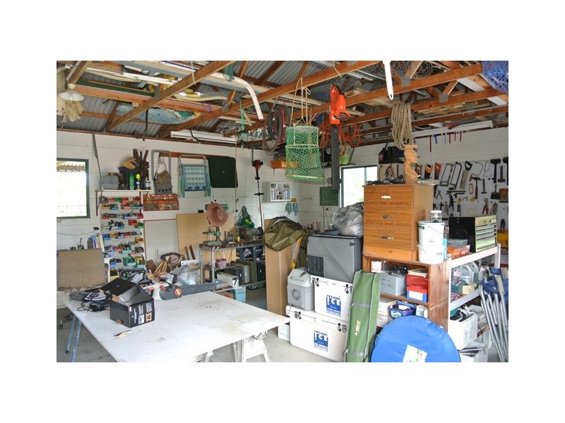 8 Aramac Court, Tin Can Bay QLD 4580