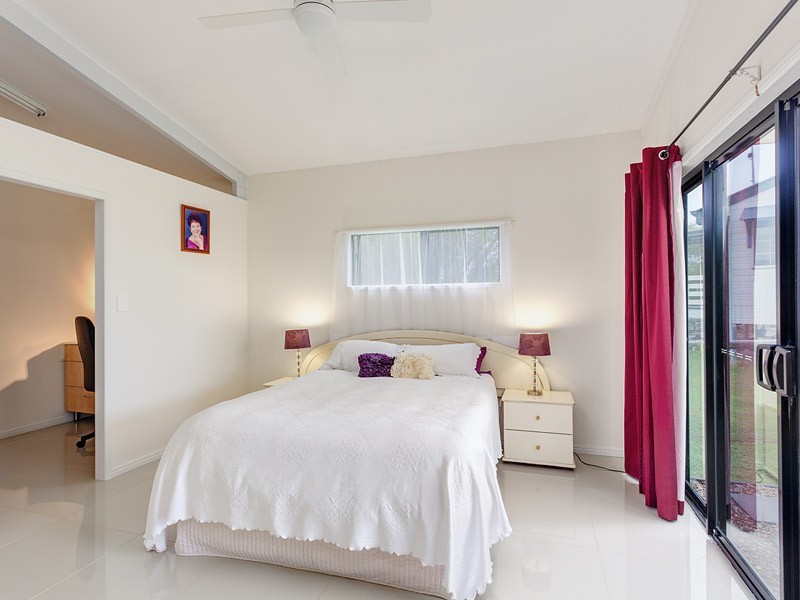 12 Norfolk Court, Cooloola Cove QLD 4580