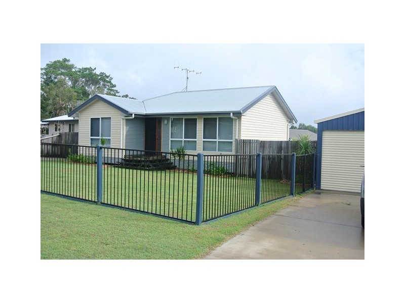 4 Aqua Place, Tin Can Bay QLD 4580